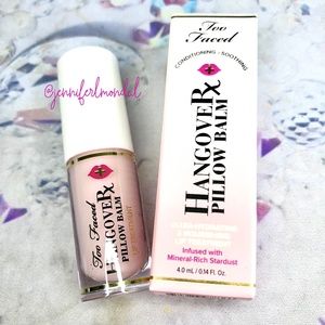 😍NIB Pillow Balm Ultra Hydrating Lip Travel-Sized by Too Faced!😍